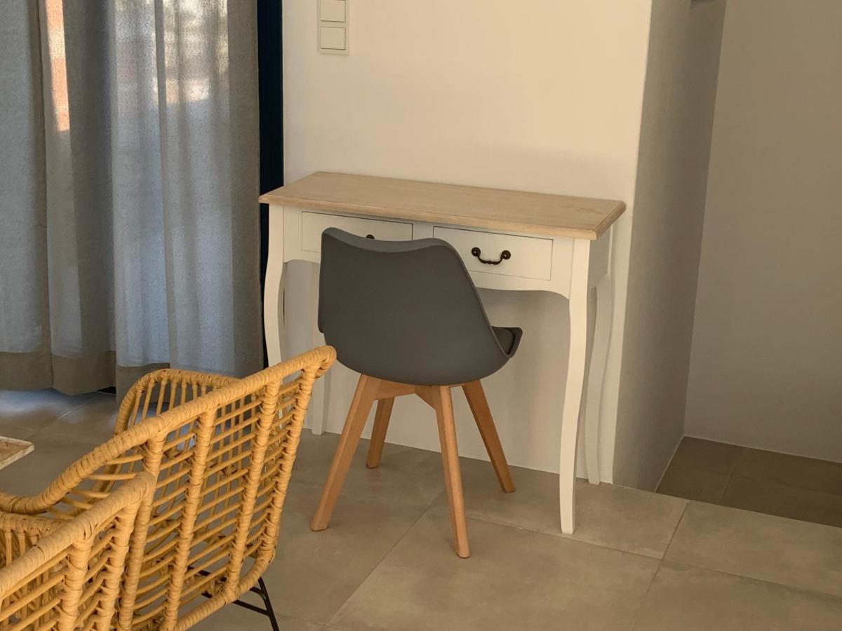 Paros-Memories-Neubau-Villen, Sportpool Aspro Chorio Экстерьер фото